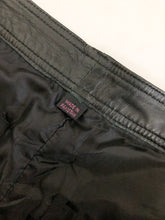 Load image into Gallery viewer, Vintage 80s Leather Shorts Waist 28”
