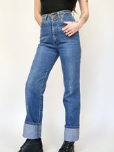 Load image into Gallery viewer, Vintage 70s JR’s High Rise Straight Leg Jeans Waist 26”
