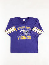 Load image into Gallery viewer, Vintage 90s Minnesota Vikings Jersey Shirt Size XL
