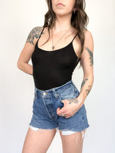 Load image into Gallery viewer, Vintage Y2K Levis 501 High Rise Cut Off Jean Shorts Waist 30”
