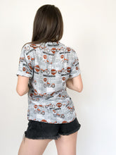 Load image into Gallery viewer, Vintage Y2K Harley Davidson Button Up Shirt Boys XL
