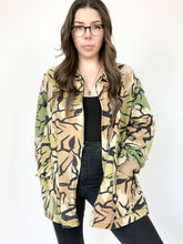 Load image into Gallery viewer, Vintage 80s Predator Camouflage Jacket
