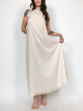Load image into Gallery viewer, Vintage 60s Corhan Noumair Pale Pink Night Gown
